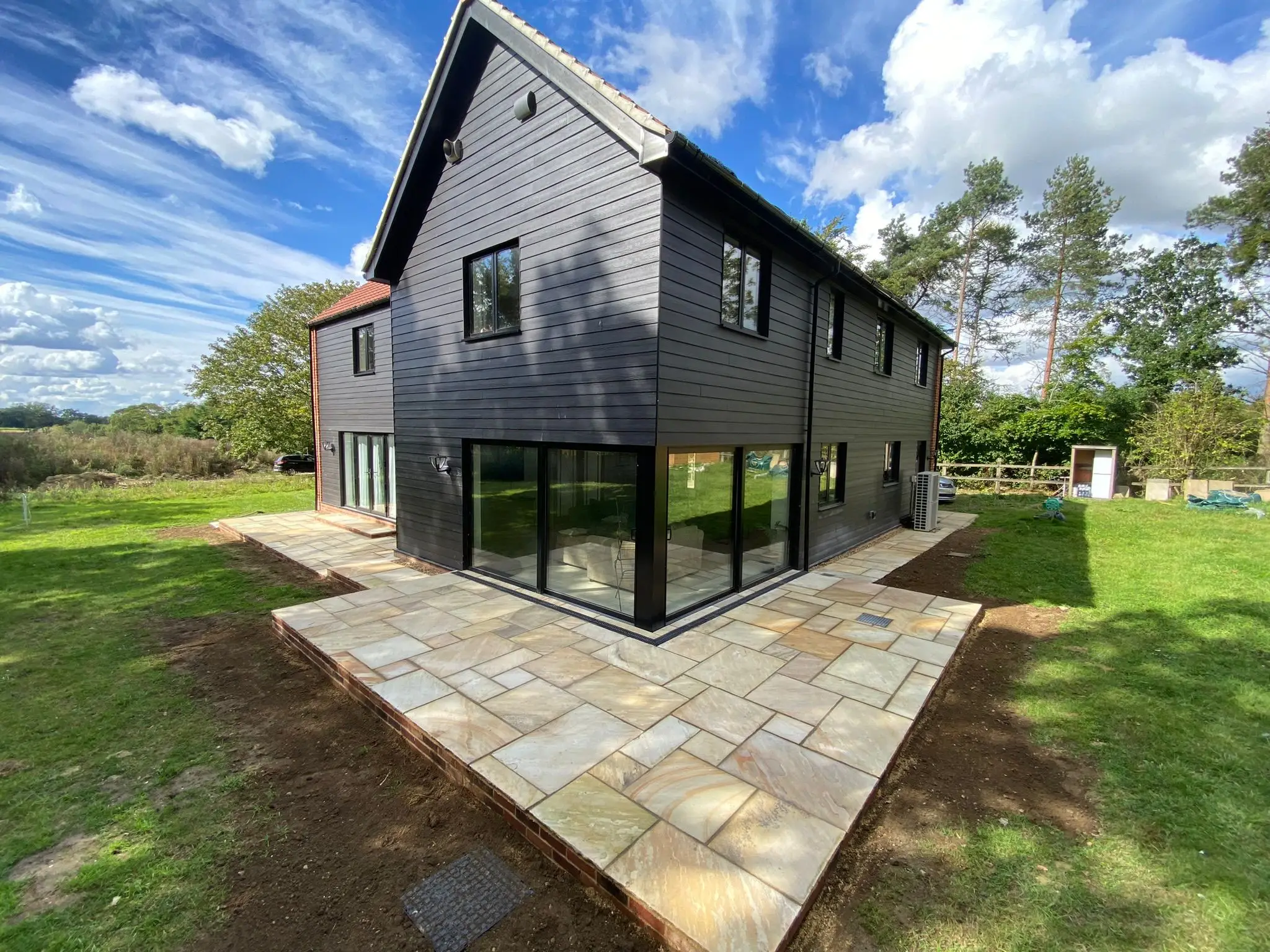 wolfe and linge 2 - Wolfe & Linge Bespoke Landscapes
